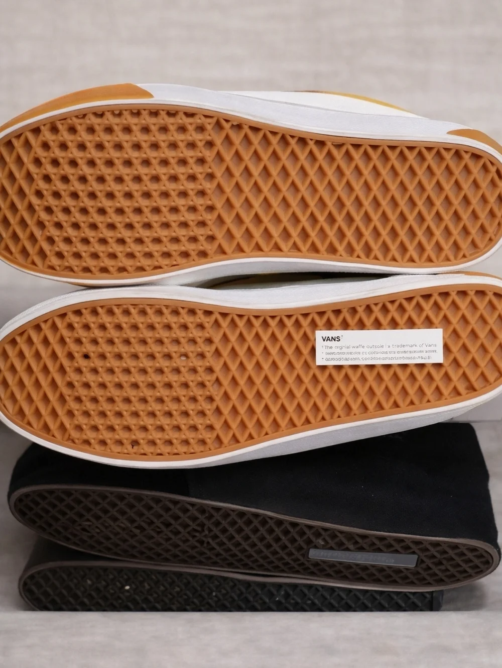 Vans Knu Mid Khaki/Gum – Men’s 13 – New w/ Box - Picture 6 of 6